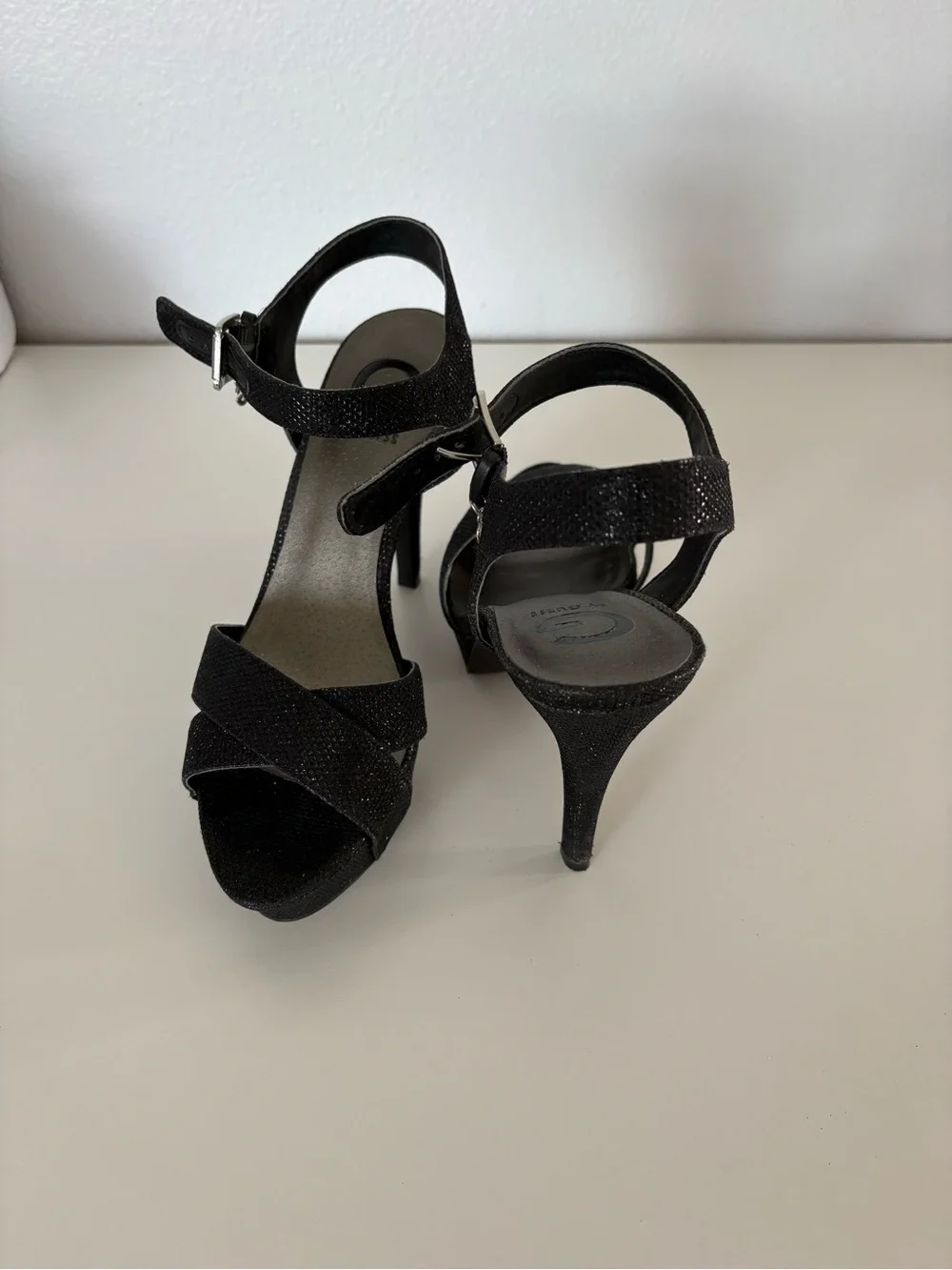 G by Guess dressy black